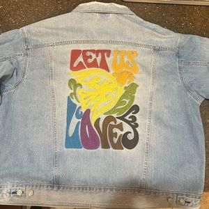 2022 PRIDE Levi’s unisex jacket! Brand new with tags.